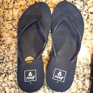 Reef flip flops size 8 NEW